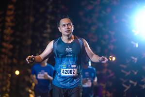 BIB: 2012, 42002
                            <button type="button" onclick="openModal(18286999)" class="btn btn-primary btn-sm float-right btn-popup" data-toggle="modal" data-target=".modal-high-quality">
                        <i class="fas fa-shopping-cart"></i> Add to Cart
                    </button>
                                            <button type="button" onclick="isThisMe(18286999, true)" class="btn btn-success btn-sm float-right btn-popup btn-isme hidden" data-toggle="tooltip" data-placement="bottom" title="นี่คือรูปของคุณใช่ไหม คลิกที่นี่เพื่อเอาเข้าอัลบั้ม">
                        <i class="fas fa-plus"></i> Add to album
                    </button>
                    <button type="button" onclick="isThisMe(18286999, false)" class="btn btn-warning btn-sm float-right btn-popup btn-isnotme hidden">
                        <i class="fas fa-ban"></i> Remove from album
                    </button>